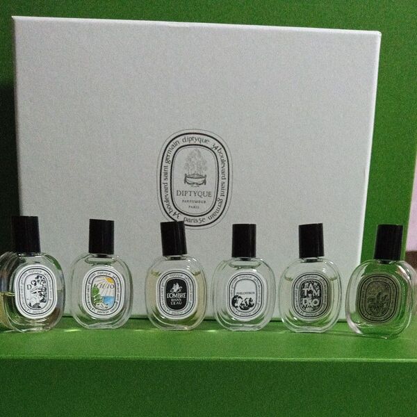 DIPTYQUE「ディスカバリーセット(6本組)」オードトワレ EDT 10ML 香水 フレグランス FF976、一番右のみ空瓶