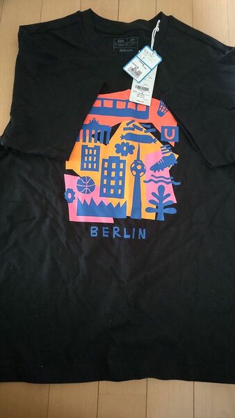 アディダス adidas グラフィック Tシャツ Sサイズ 黒 新品未使用 タグ付き