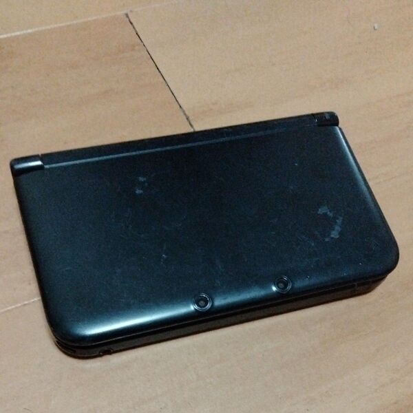 お値下げ!(灘ありジャンク品 動作確認済 付属品あり)Nintendo 3DSLL ブラック SPR-001