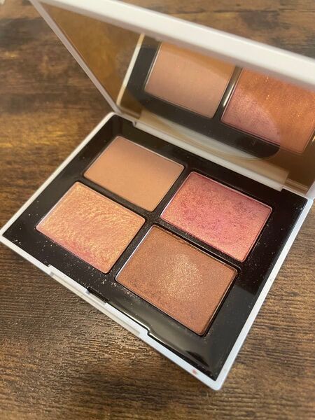 NARS クワッドアイシャドー 00122 KYOTO 限定色