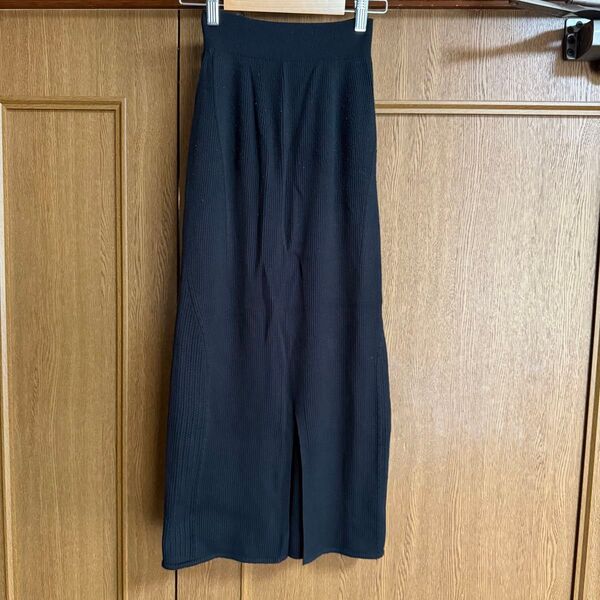 UNIQLOユニクロ 3Dリブロングスカート mame S