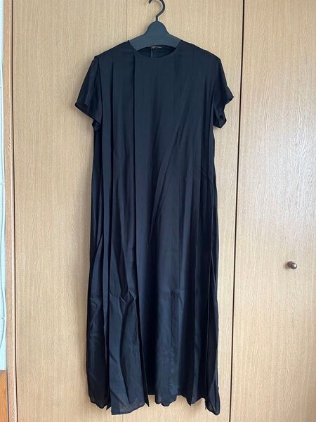 journal standard ソフトリネンレーヨンタックワンピース 黒