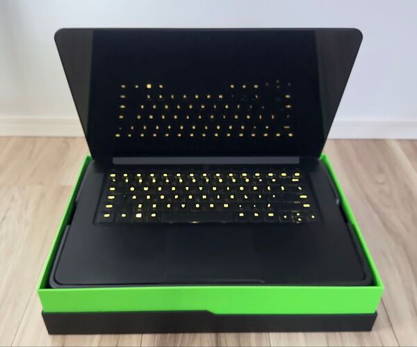 【ジャンク】Razer Blade ゲーミングノートRZ09 2017年