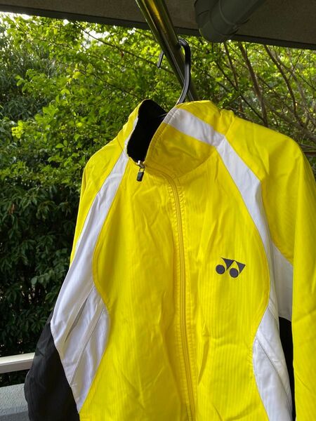 YONEX ヨネックス ウインドブレーカーMサイズ ヒートカプセルウォームアップ