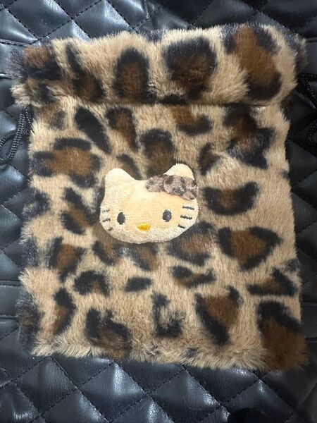 日焼けキティちゃん巾着サンリオ ハローキティ ヒョウ柄 ポーチ