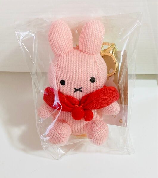 ミッフィー MIFFY ぬいぐるみ キーホルダー 韓国限定 赤いポンチョ ピンク