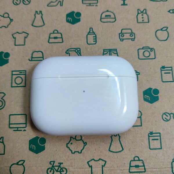 Apple AirPods Pro 充電ケースのみ 953