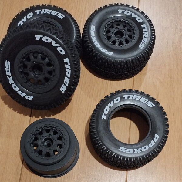 1/10 ショートコーストラック用タイヤ CSトラック用タイヤ ホイール 4個セット(インナー入り)