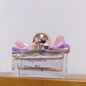 サルヴァトーレフェラガモ シニョリーナ オードトワレEDP50ml 残量80%位