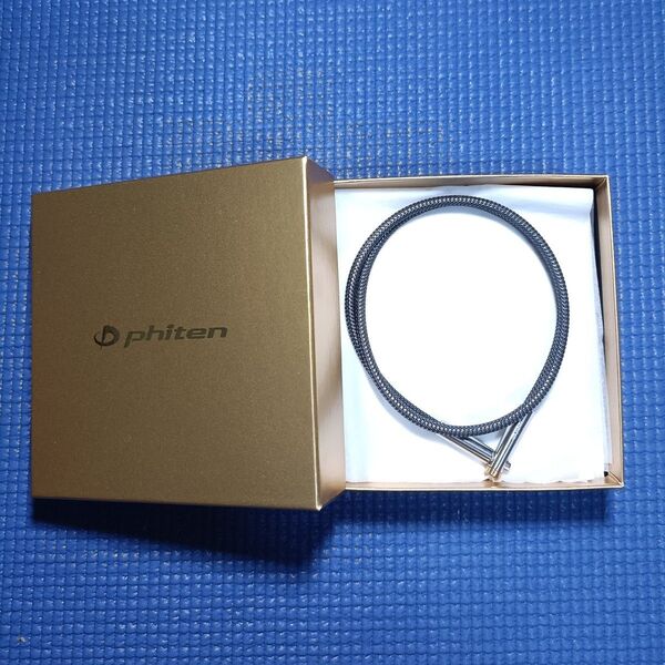 phiten (ファイテン) ネックレス RAKUWAネック メタルトップ Vタイプ プラチナブラック 50cm