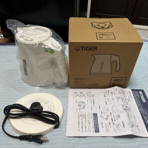 電気ケトル QUICK&SAFE+ 0.8L PCS-A080-W (ホワイト)