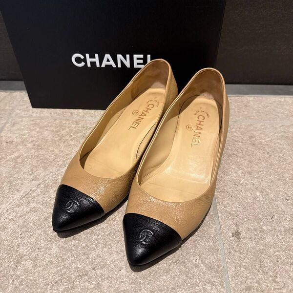 シャネル CHANEL キャップトゥ バイカラー パンプス 37C ベージュ黒