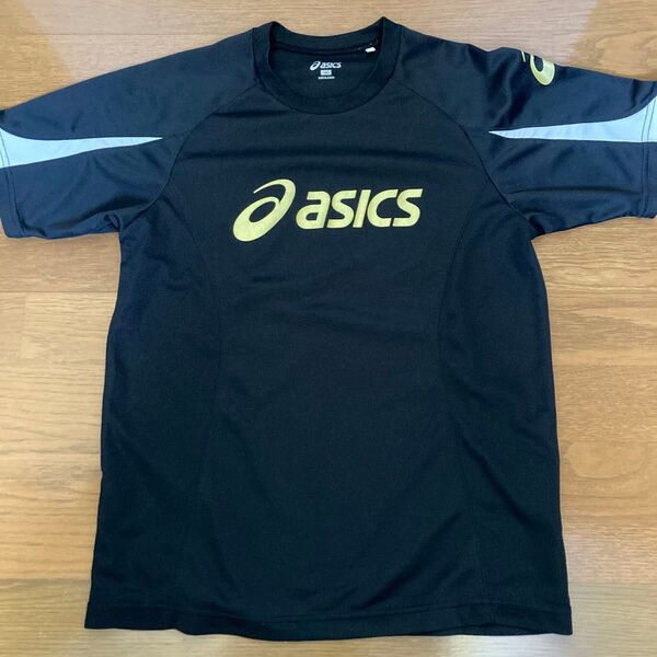 アシックススポーツウエア 半袖 160 黒地に金色ロゴ 両袖白ライン 中古品