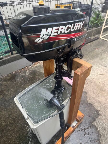 MERCURY 船外機 2ストローク2馬力 ブラック系 プロペラ等予備部品説明書有り