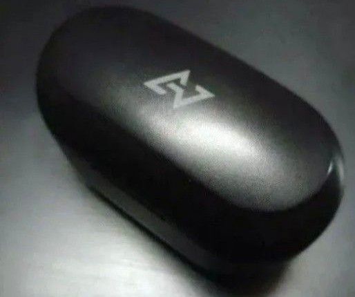 【美品】 AVIOT TE-D01v 充電ケースのみ USED美品 ワイヤレスイヤホン チャージングケース 充電器 ブラック
