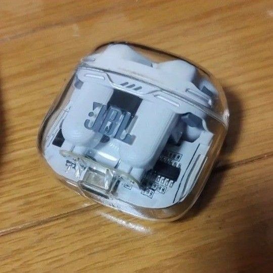 JBL TUNE FLEX Ghost Edition ワイヤレスイヤホン ケースのみ 充電器