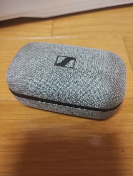 SENNHEISER momentum true wireless 3 充電ケース 美品 動作確認済み 24時間以内発送 訳有
