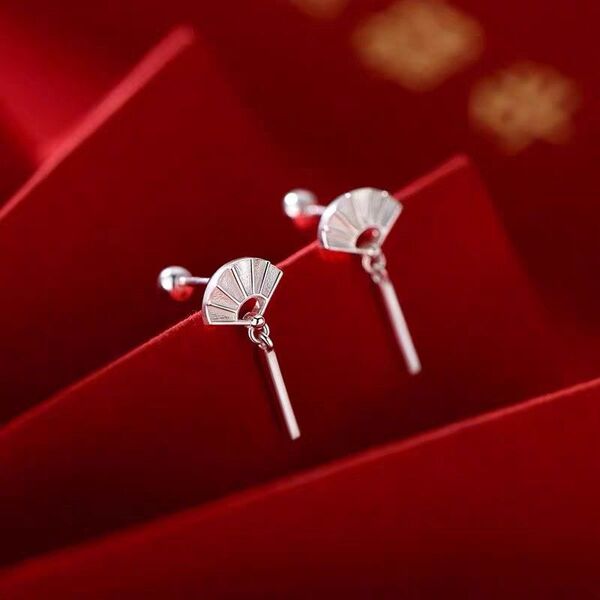 No:347★即購入可 高品質ピアス シルバー925 レディースファッション 金属アレルギー対応