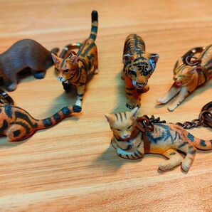 動物 フィギュア トラねこ 仔トラ カワウソ 6体セット アニマル