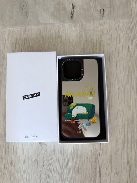 CASETiFY iPhone16 Pro Max ミラーケース