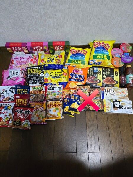食品まとめ売り お菓子、ラーメン、レトルトなど