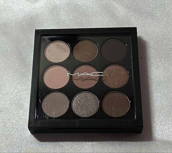 MAC アイシャドウ