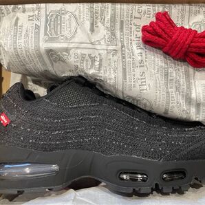 Levi's × Nike Air Max 95 OG "Denim Black"