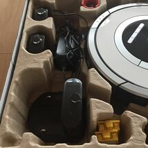 Roomba iRobot ロボット掃除機 ルンバ 760 バッテリー交換必要（2019.12に10800円で交換が最後）取扱説明書 箱入 リモコン 仮想壁 フィルタ_画像9