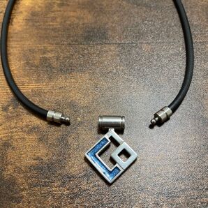 コラントッテtaoシルバー×ブルー ラメペンダント ネックレス