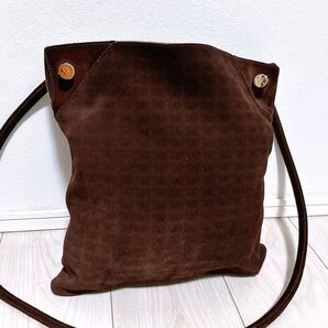 《美品》BOTTEGA BENETA(ボッテガ)ショルダーバッグ スエード