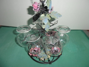  rose. flower wine glass stand holder 6 piece .. glass 5 piece attaching 