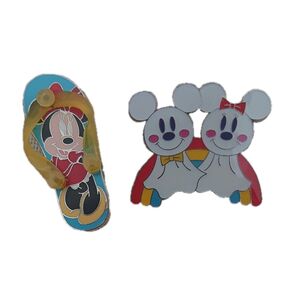 ディズニー ピンバッジ 雨の日限定 てるてる坊主 サンダル