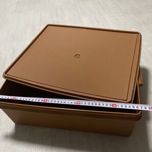 Tupperwareタッパーウェア スーパーケース 【匿名配送 送料込】高さ16cm 衣装ケース