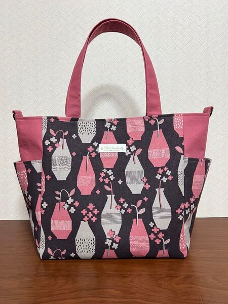 2wayトートバッグ ショルダーバッグ サイドポケット付き ハンドメイド 花瓶柄