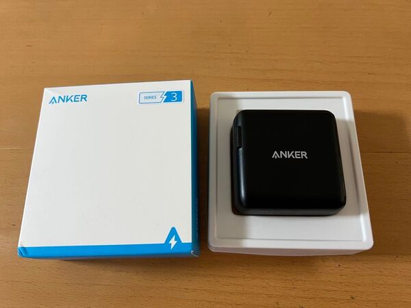 Anker PowerPort III Duo 20W (PD対応 40W 2ポート USB-C 急速充電器) 美品 ブラック