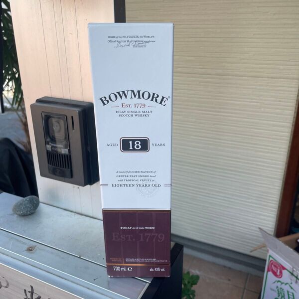 ウイスキー ボウモア18年 ディープ&コンプレックス 700ml 43度 箱付