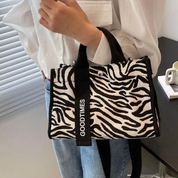 ゼブラ柄ショルダーバッグ ハンドバッグ ショルダーバッグ 可愛い オシャレ ゼブラ柄 黒 2way