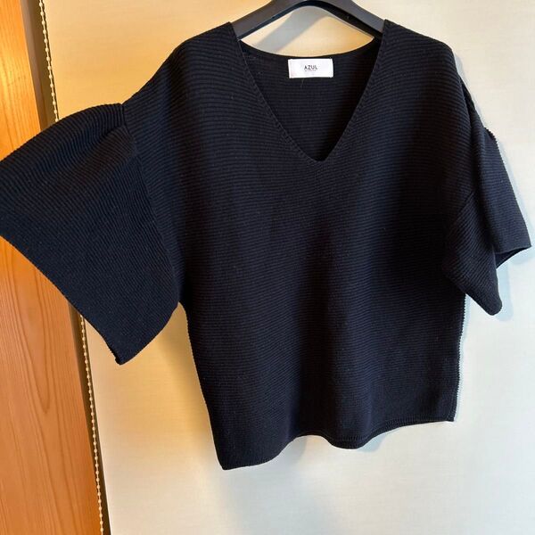 AZUL by moussy 半袖ニット Vネック フレア袖 黒