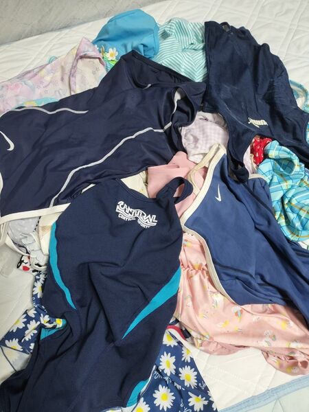 ワンピース水着 競泳水着 ファッション水着 まとめ売り クリーニング済み 20着以上 ジュニア 女児 可愛い水着