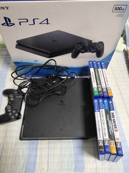 PlayStation4 PS4 プレステ4 CUH-2000A ジェットブラック 箱 コントローラー ケーブル ソフト8本付き