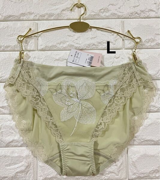 トリンプ プレミアム フロラーレ119 シアークレマチスの花 レギュラーショーツ グリーン/L