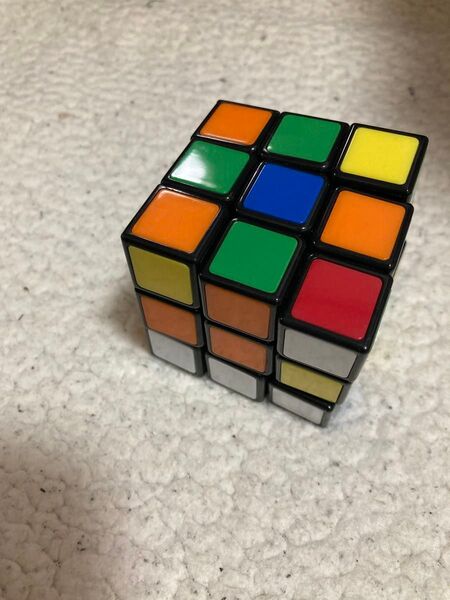 ルービックキューブ パズル 知育玩具