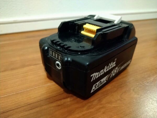 makita マキタ 純正 18v3Ah バッテリー BL1830B