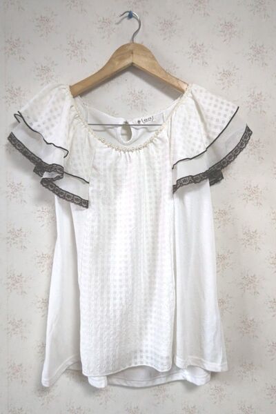 ☆axes femme アクシーズファム フリル レース付き 半袖 カットソー M オフホワイト 美品☆