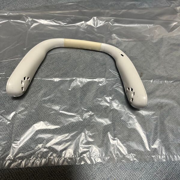 ネッククーラー 首掛け扇風機 冷却 ポータブル 首掛けファン 熱中症対策 USB充電式 軽量 静音
