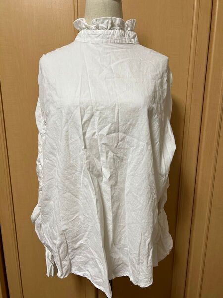 ブラウス ホワイト 白 カットソー フリル ハイネック フリルネック レディース 春服 夏服 トップス 長袖 オフホワイト