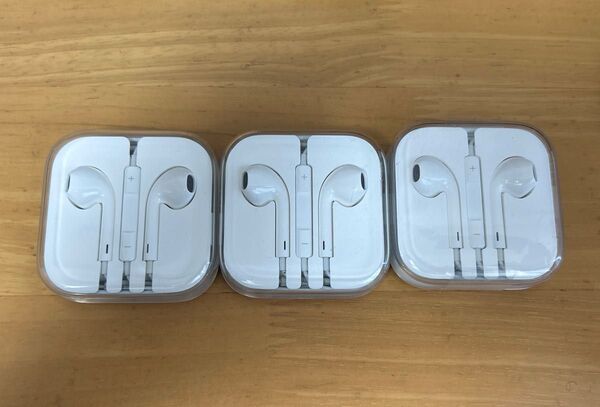 3日間限定値下げ! 未使用品 Apple iPhone 3つセット 有線イヤホン アップル純正品 EarPods