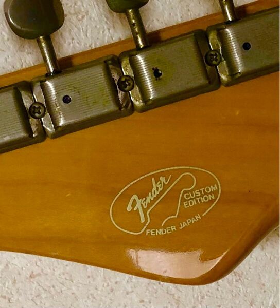 Fender Japan ST54-75RV Custom Edition