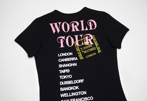 新品 日本製 Vivienne Westwood WORLD TOUR ヴィヴィアンウエストウッド ワールドツアー限定 半袖Tシャツ Sサイズ 黒 赤リップ柄XS回顧展 3