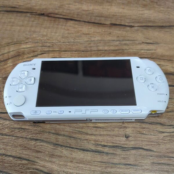 動作品 PSP-3000 プレイステーションポータブル SONY パールホワイト